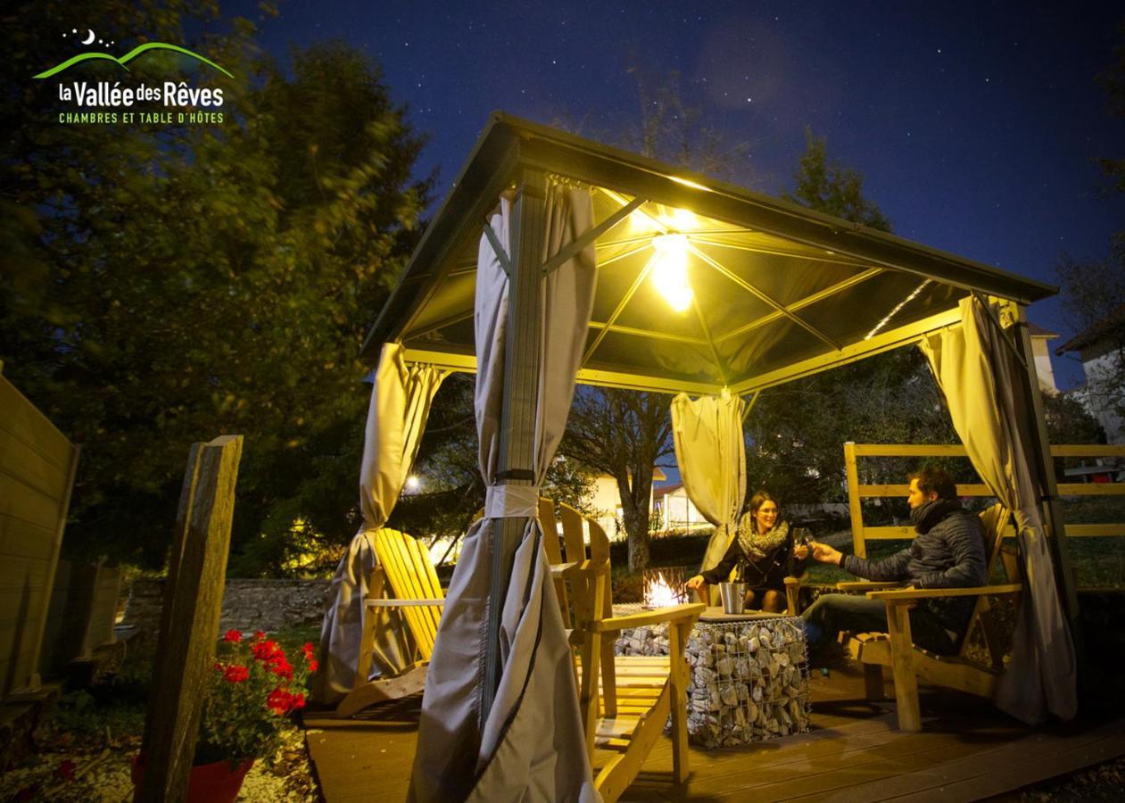 Maison D'Hotes & Spa La Vallee Des Reves Nods Exteriör bild